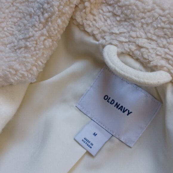 Old Navy Ivory Offset Zip Pea Coat, size Medium, Mid Length - Picture 5 of 9